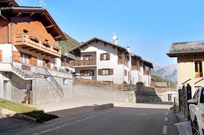 Mountain Chalet close to Bormio