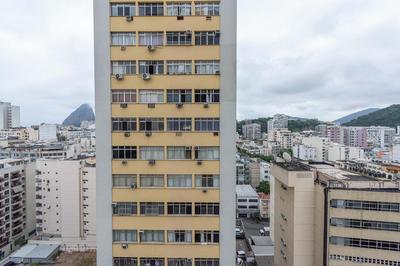 Apto com WiFi e otima localizacao, Laranjeiras RJ