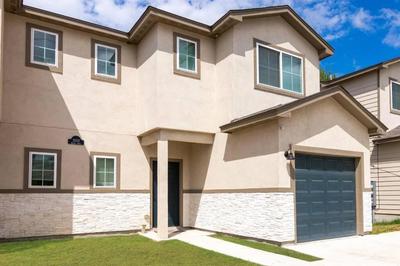 LUX 3BR 3BA Home W Private Hot tub, 3k Arcade Games & private garage- 5mins to the Airport