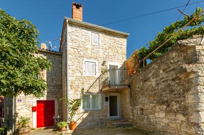 Authentic Istrian Villa Stazione with Pool