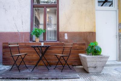 Apartment In Super Location