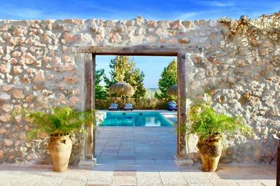 Room in Villa - Beautiful Accommodation At The Heart Of Andalusia