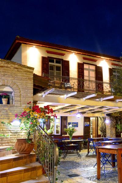 Ganimede Hotel, Galaxidi