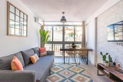 LUMINOSO APARTAMENTO RECIÉN REFORMADO