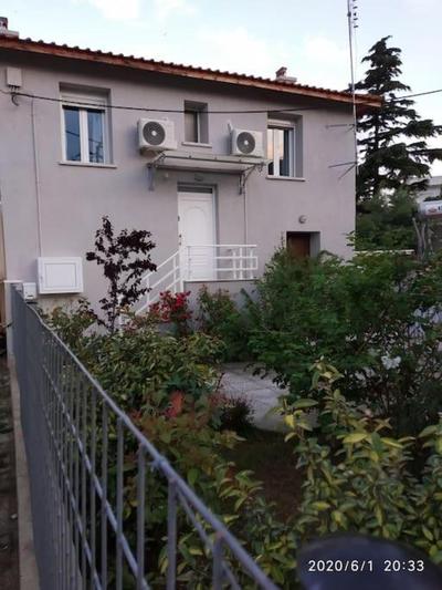 Anadora 2: Hospitable stone house with yard