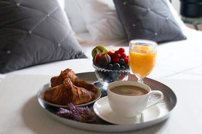 day&night Luxury Apartment, 2 Bedrooms, Terrace, Jacuzzi outdoor, Parking
