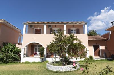 Dora Apartment Pagoi 1