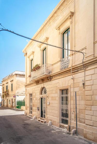 Il Garbino Suite and Apartment