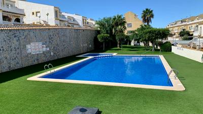 AP10 Vista Bahia 2 Piscina Jardin y Solarium