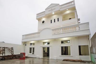 RedDoorz near UISU teladan Medan