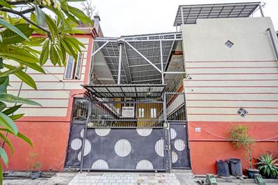 OYO 91795 Kos Jeehel Syariah