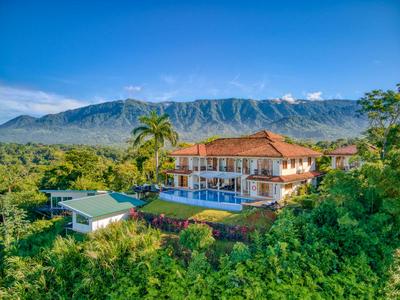 El Castillo Luxury Boutique Hotel-