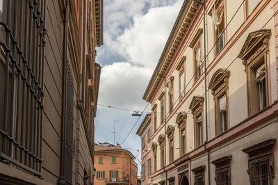 De'Carbonesi, Bologna by Short Holidays