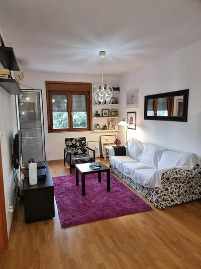 One bedroom Centre apartment