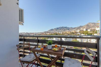 797 HOLIDAY RENTALS- Estudio para 3 en Benalmadena cerca de la playa