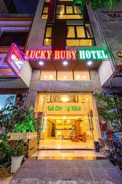 Lucky Ruby Hotel