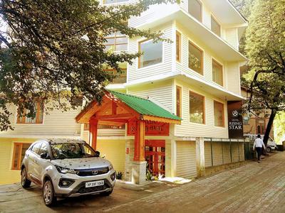 Hotel Rising Star With Garden With Private Parking Near To Mall Road