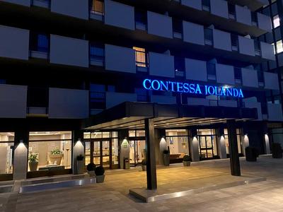 UNA Hotels Hotel & Residence Contessa Jolanda Milano
