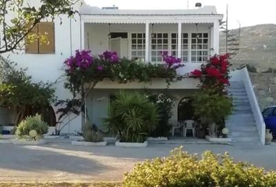 Spacious apartment with view and garden for kids!