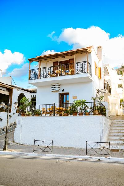 Evelinas House Platanias