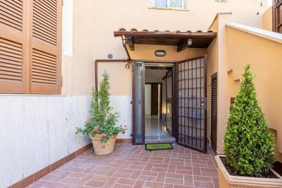 [CASA GIANNI 5 STELLE] Apartment with garden