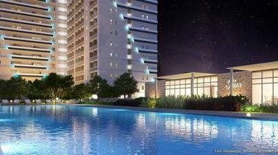 Li’l Brit Condo for Staycation/Rent