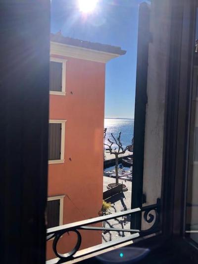 MILU'- incantevole appartamento in centro a Garda