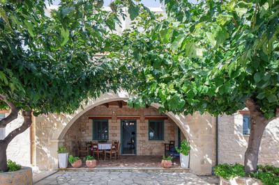 Villa Pinelopi