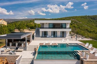 Luxury Villa Arya with 77sqm heated pool, hot-tub, sauna, gym, billiard, playgrounds, 6 bedroom