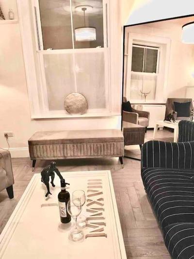 City Apartment, 2 min walk to Norwich centre.
