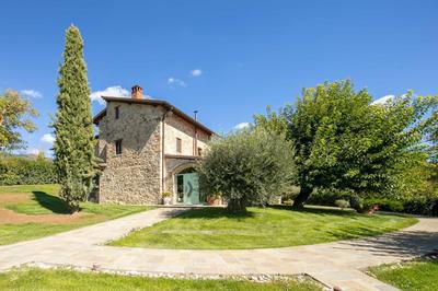 Casale Gressa by VacaVilla