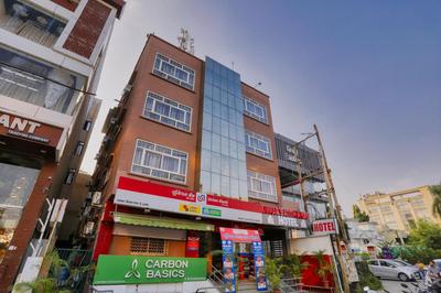 Hotel Kumar Atithi Nivas