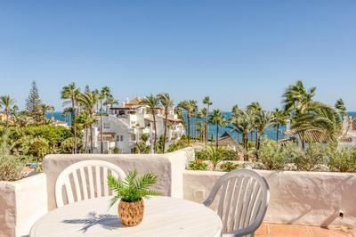 Hanami Alcazaba Beach Garden