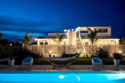 Resort Almaredamarra con piscina e idromassaggio sul mare