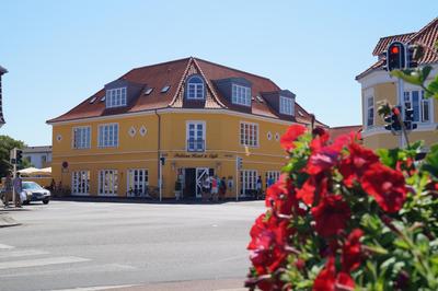 Foldens Hotel