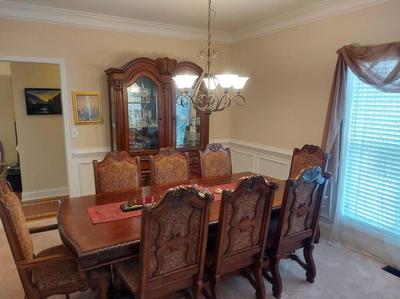Beautiful spacious 5 Bedroom home