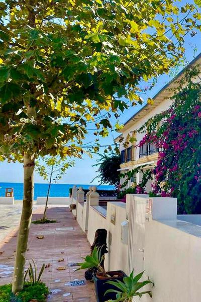 Stylish Beach House in La Cala de Mijas 5 star location few steps from Butibamba Beach