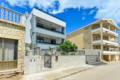 Modern Villa Futura with pool