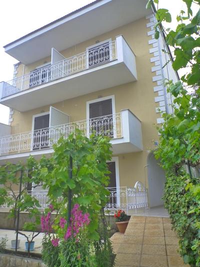 FLORA STUDIOS CORFU - Adults only