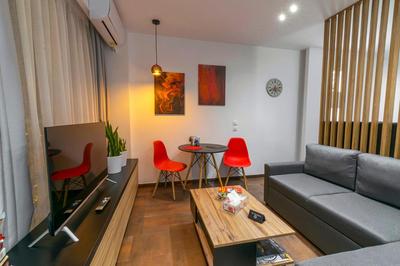 Tsimiski Contemporary Studio 1