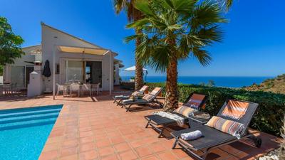 SolazHome Sayalonga by Ruralidays
