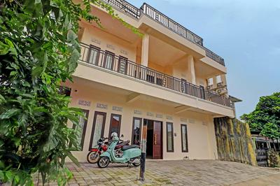 OYO 91864 Holistic Stay Jimbaran