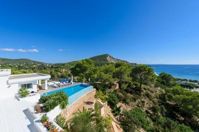 Exquisite Ibiza Home I Jaw Dropping Sea Views I Casa Blanca Jondal I 4 Bedrooms I Gym I Outdoor Kitchen I San Jose