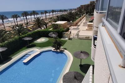 Lujoso apartamento en primera linea de playa