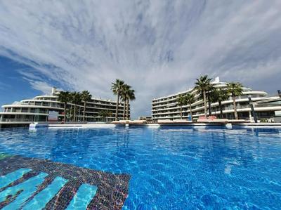 Apartment with magnificent seeview and all luxury