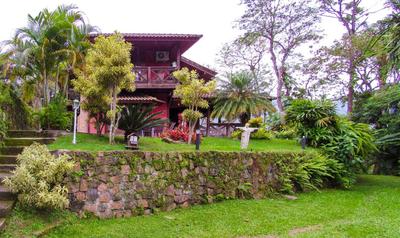 Casa incrivel com muito lazer em Vargem Grande RJ