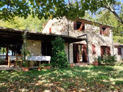 Abbituè in Umbria