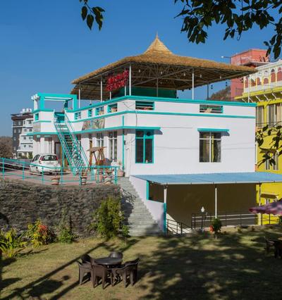 LB The Amar Palace