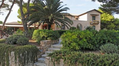 VILLA TERRA DEL SOLE 10&2, Emma Villas