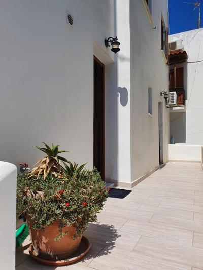MEVI Apartments